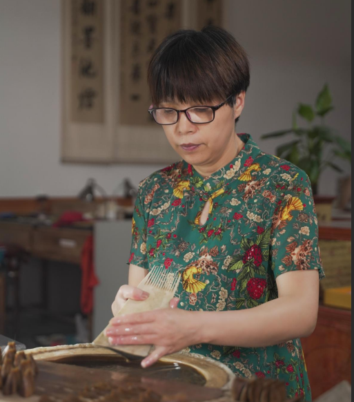 沈建英